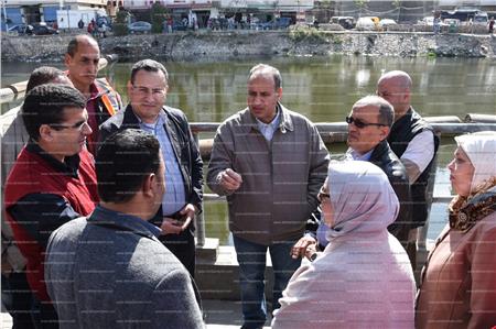 محافظ الإسكندرية يتفقد محطة مياه السيوف