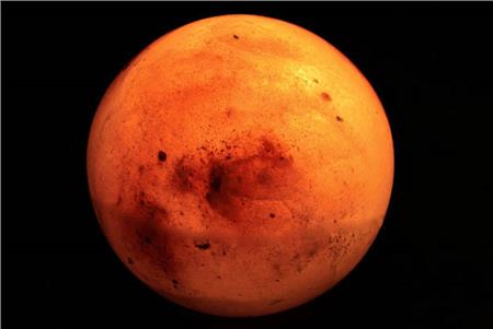علماء روس: الطحالب ستساعد رواد الفضاء من استعمار المريخ