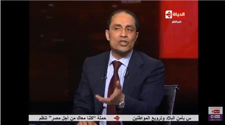 استاذ الاعلام بجامعة القاهرة الدكتور سامي عبد العزيز