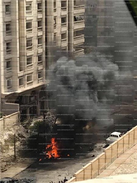 آثار انفجار سيارة بالإسكندرية