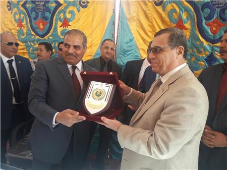  رئيس جامعة الأزهر يدعو المصريين للمشاركة في الانتخابات الرئاسية 