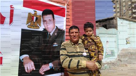 مصر تنتخب|والد أول شهيد للقوات المسلحة:  وجودي وأبنائي وأحفادي في الإنتخابات