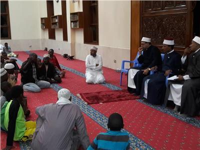 خلال زيارة مسجد الهدى
