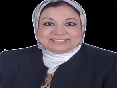 الدكتورة دينا شكري أستاذ الطب الشرعي بجامعة القاهرة