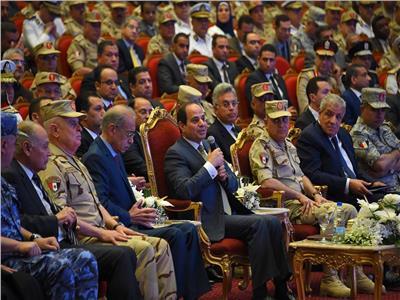 الرئيس السيسي يشهد فعاليات الندوة التثقيفية للقوات المسلحة بمناسبة عيد تحرير سيناء‬