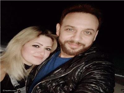 مصطفى قمر مع زوجته «غادة»