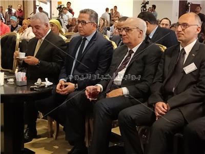 وزير الأثار خالد العناني 