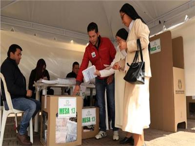بدء التصويت في الانتخابات الرئاسية بكولومبيا