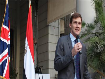  السفير البريطاني بالقاهرة جون كاسن