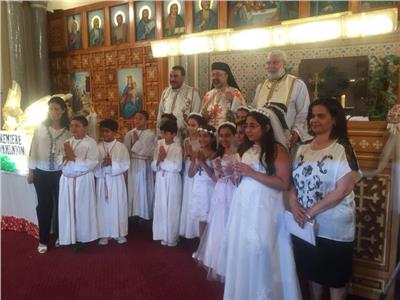 بطريرك الأقباط الكاثوليك يحتفل بالمناولة الاحتفالية بكاتدرائية القيامة بالإسكندرية