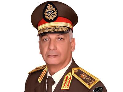 الفريق محمد زكى القائد العام للقوات المسلحة وزير الدفاع والإنتاج الحربي