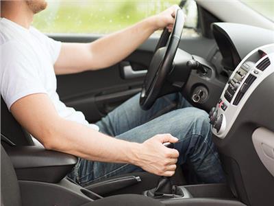 4 أسباب وراء اهتزاز سيارتك أثناء القيادة