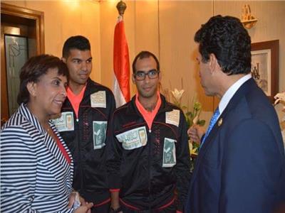 وزير الرياضة يلتقي بلاعبي الاتحاد المصري للإعاقة الذهنية للتنس الارضي