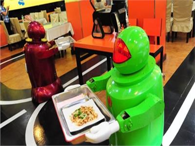 افتتاح أول مطعم يستخدم «الروبوت» في أمريكا