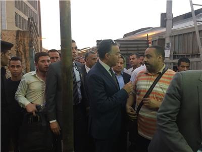 وزير النقل يتفقد محطة مصر