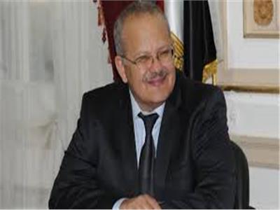 رئيس جامعة القاهرة د. محمد عثمان الخشت 