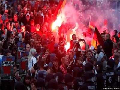 احتجاجات اليمين المتطرف تشعل مدينة كيمنتس الألمانية