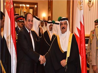 الرئيس عبدالفتاح السيسي والعاهل البحريني حمد بن عيسى آل خليفة 