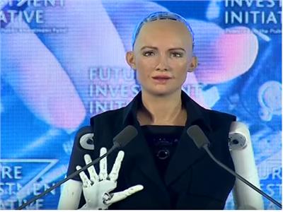 روبوت أم تطبيق؟.. قصة «صوفيا» المصرية لخدمة الموظفين