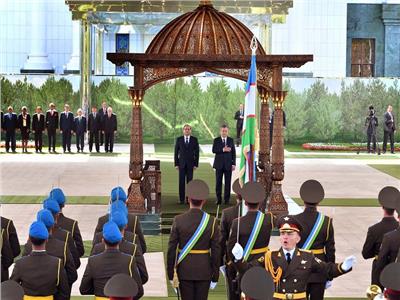 مراسم استقبال الرئيس السيسي في أوزبكستان
