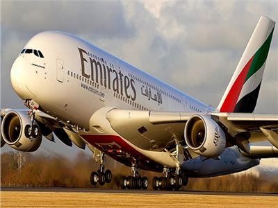 «الإمارات» ثاني أكبر شركة طيران في الشحن الجوي بـ 12.7 مليار طن