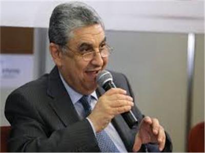  وزير الكهرباء والطاقة المتجددة د. محمد شاكر