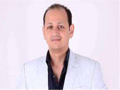 أحمد المصري أستاذ الجراحة العامة واستشاري جراحة المناظير والسمنة