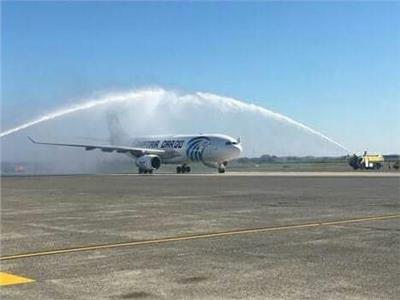 مطار أوستند ببلجيكا يحتفل بوصول طائرة مصر للطيران للشحن الجوي الجديدة