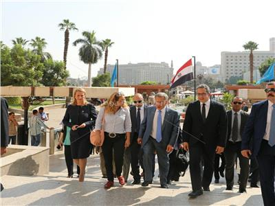 رئيس جمهورية تتارستان يزور المتحف المصري بالتحرير
