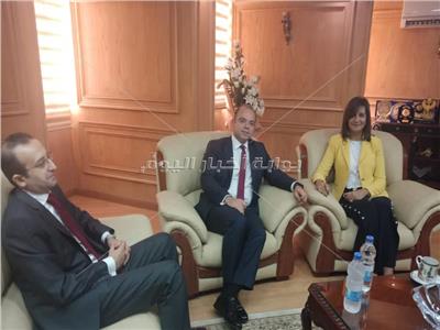 وزيرة الهجرة تلتقي رئيس البورصة المصرية