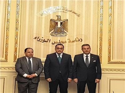 بنك مصر يوقع بروتوكول تعاون مع وزارة المالية لتسوية 2 مليار جنيه 