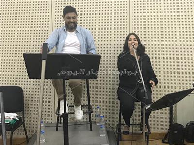 البروفة الأخيرة لـ«نوال الكويتية» مع الأوركسترا هاني فرحات