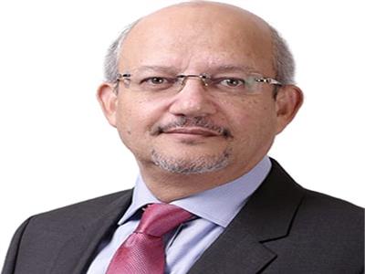 حسين رفاعى رئيس مجلس الإدارة والعضو المنتدب لبنك قناة السويس