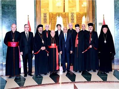 رئيس الوزراء العراقي يستقبل بطاركة الشرق الكاثوليك في مقر إقامته 