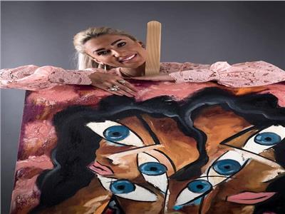 «الحقيقة والخيال» في معرض فنانة سعودية بالأوبرا