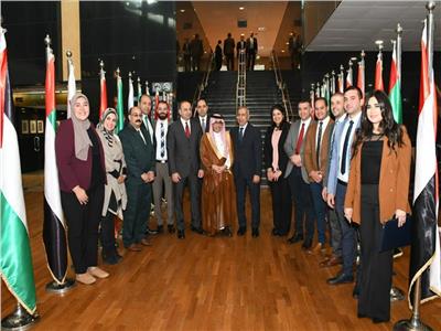 بروتوكول تعاون بين "رواد 2030" والأكاديمية العربية للعلوم والتكنولوجيا 