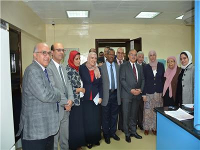 رئيس جامعة أسيوط يفتتح أكبر مجمع معامل مركزية على مستوى الجامعات المصرية