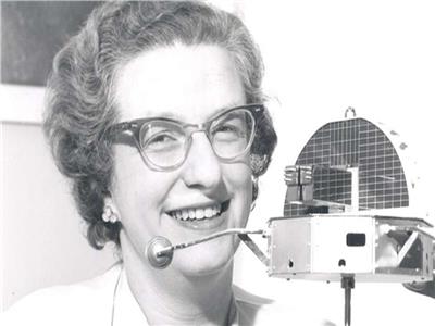 نانسى رومان - عالمة الفلك الأمريكية 