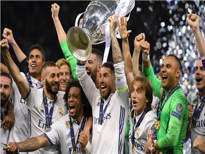 لحظة تتويج فريق ريال مدريد بدوري أبطال أوروبا 2018