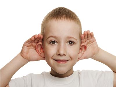 الأذن البارزة تسبب مشاكل نفسية وتجميلية 