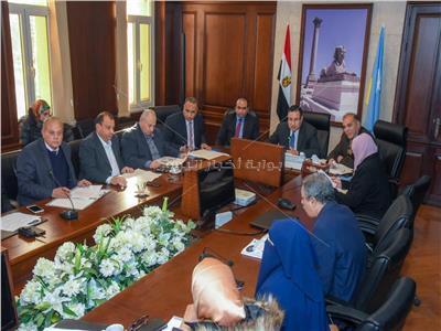 محافظ الإسكندرية يوجه بالانتهاء من تسعير ومعاينة أراضي الدولة لتقنين أوضاعها 