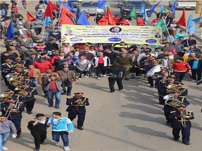 محافظ المنوفية يتقدم المسيرة الشبابية للاحتفال بعيد الشرطة وذكرى 25 يناير 