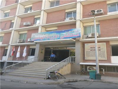 مستشفي جنوب مصر لعلاج الأورام بجامعة أسيوط 