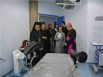 السفير الباباوي يزور المستشفى الخيري بسوهاج