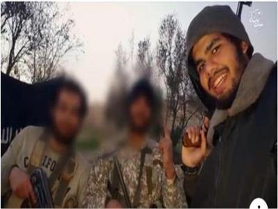 الإرهابي عمر الديب مع أعضاء تنظيم ولاية سيناء