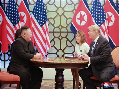 الرئيس الأمريكي دونالد ترامب و الزعيم الكوري الشمالي كيم جونج أون