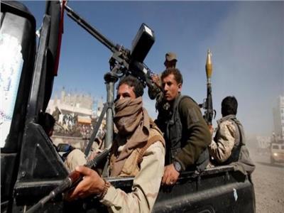 مليشيا الحوثي تواصل قصف مواقع الجيش اليمني بالحديدة