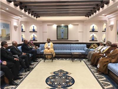 وزير الخارجية يلتقي نائب رئيس الوزراء العُماني في مُستهل زيارته لمسقط