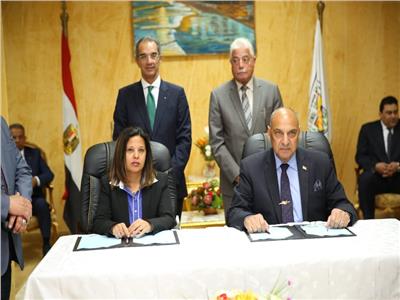 وزير الاتصالات وخالد فودة يوقعان اتفاقية لتطوير الخدمات بجنوب سيناء