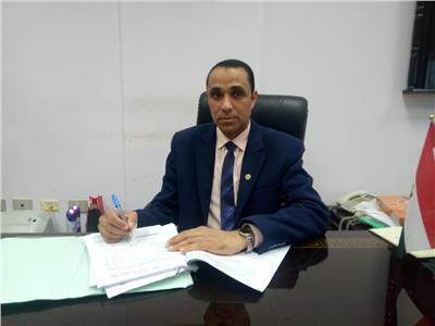 الدكتور أحمد عبد السلام عميد كلية الآداب جامعة الفيوم